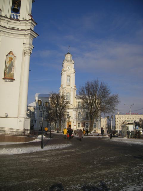 Витебск. Витебский краеведческий музей (основан в 1918 году). Музей располагается в здании бывшей Ратуши города на Ратушной площади. Это здание, в перестроенном виде, сохранилось до наших дней и было возведено в 1775 году, на месте прежней сгоревшей Ратуши