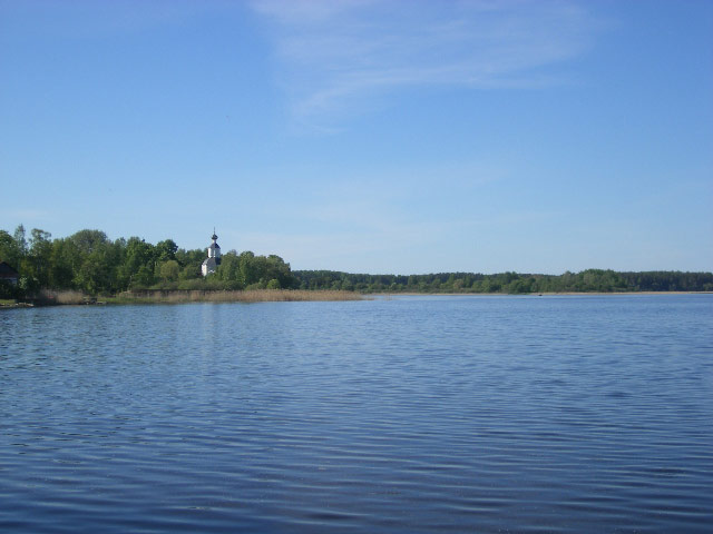 Церьковка на островке