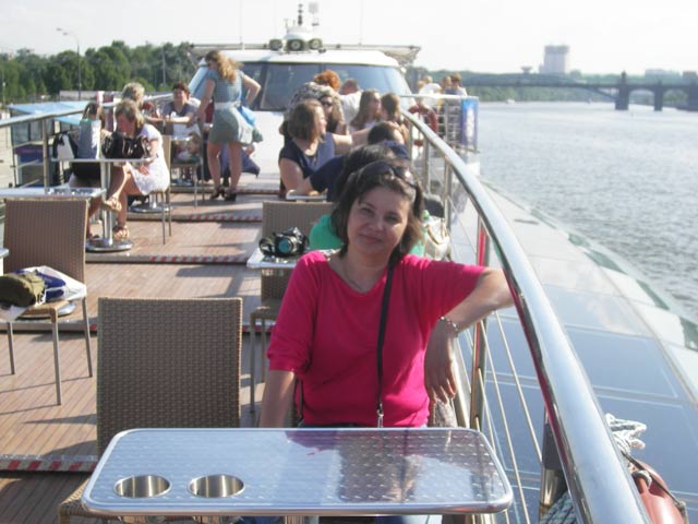 На бору катера речной флотилия "Radisson Royal"