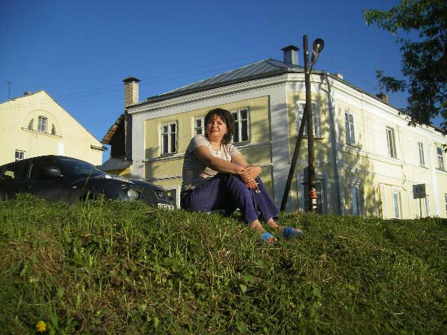 На Тверецкой набережной, улица Водопойная.