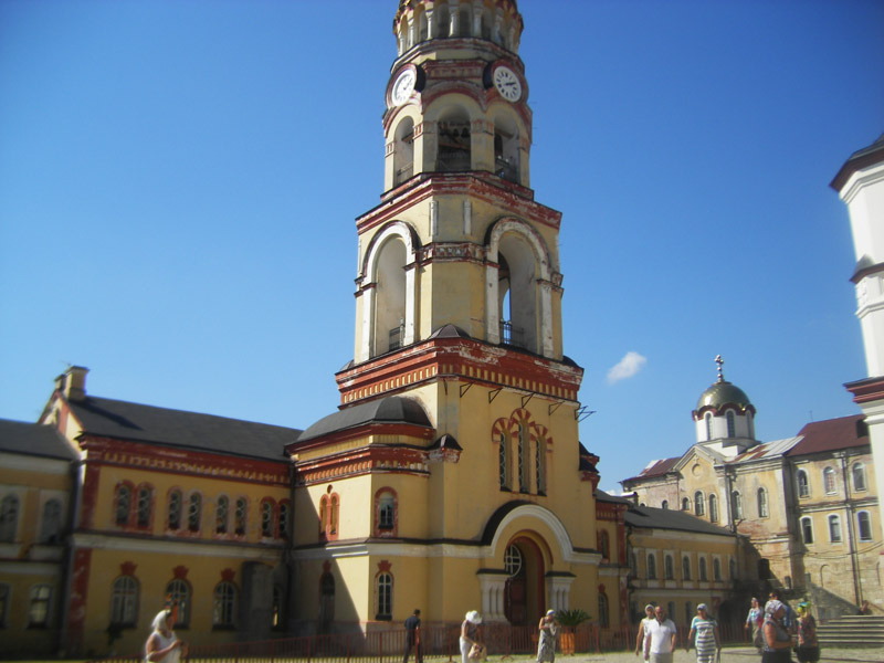 Внутренний двор монастыря