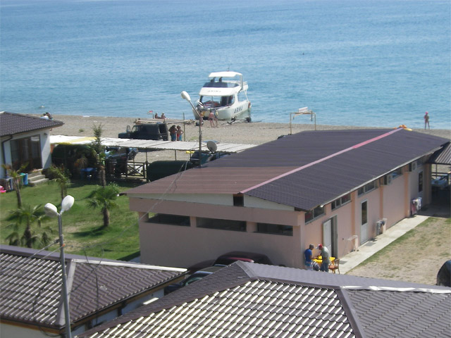 Двухпалубная яхта «Арина» - 3-х часовые прогулки вдоль побережья от «Золотого пляжа» до «Самшитовой Рощи»