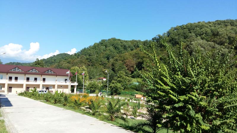 Пансионат «Солнечный» в одной из бухт Пицундо-Мюссерского заповедника