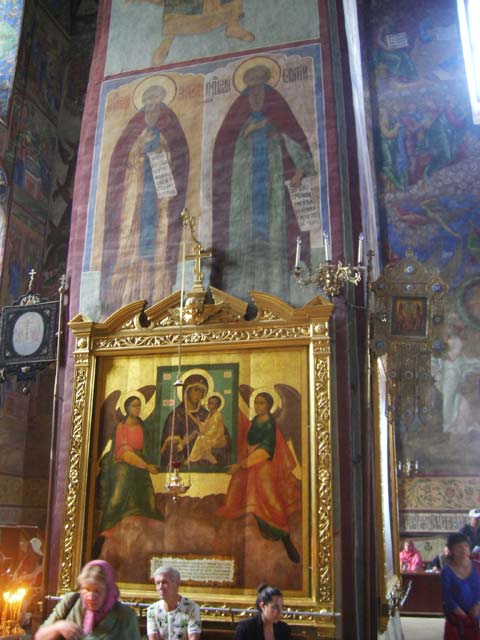 В Успенском Соборе